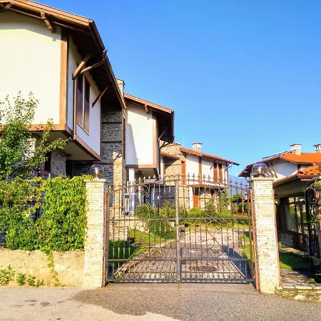 цветелина, комплекс александриa ドブリニシュテ